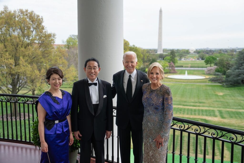 Bidens and Kishidas at the WH